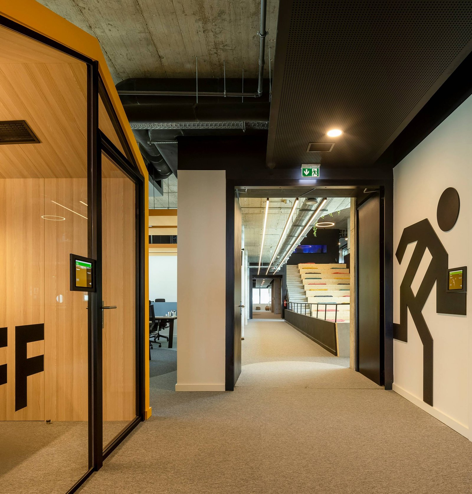 phc-software-ph2TlWikMYI-unsplash